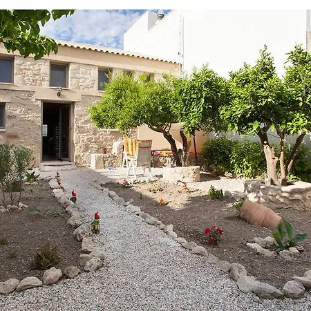 Old Stone House Guest house *